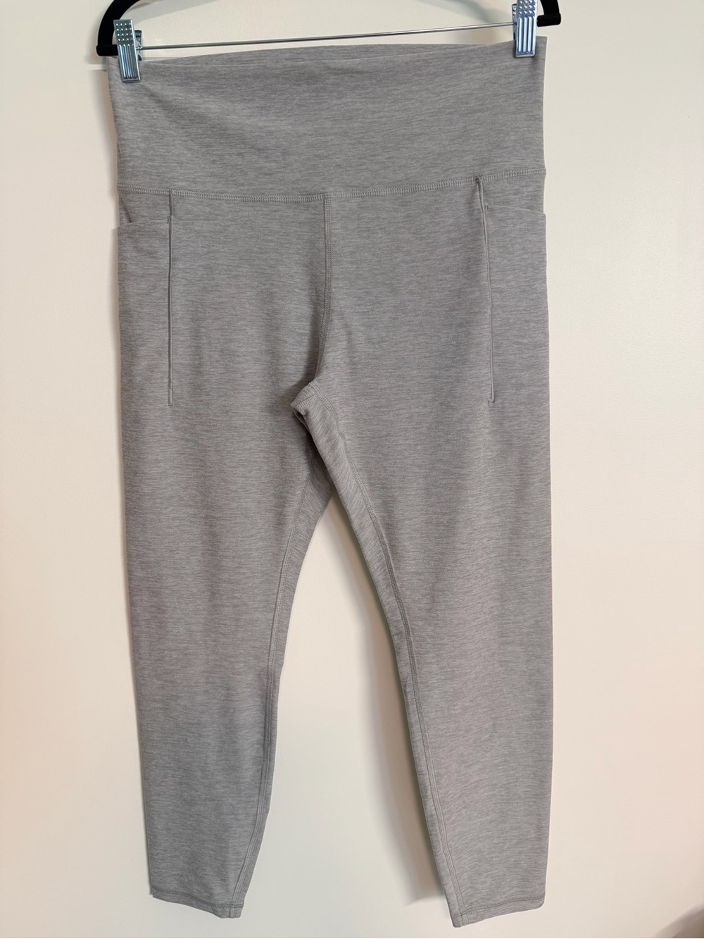 Athletic Works Light Gray Leggings with Pockets